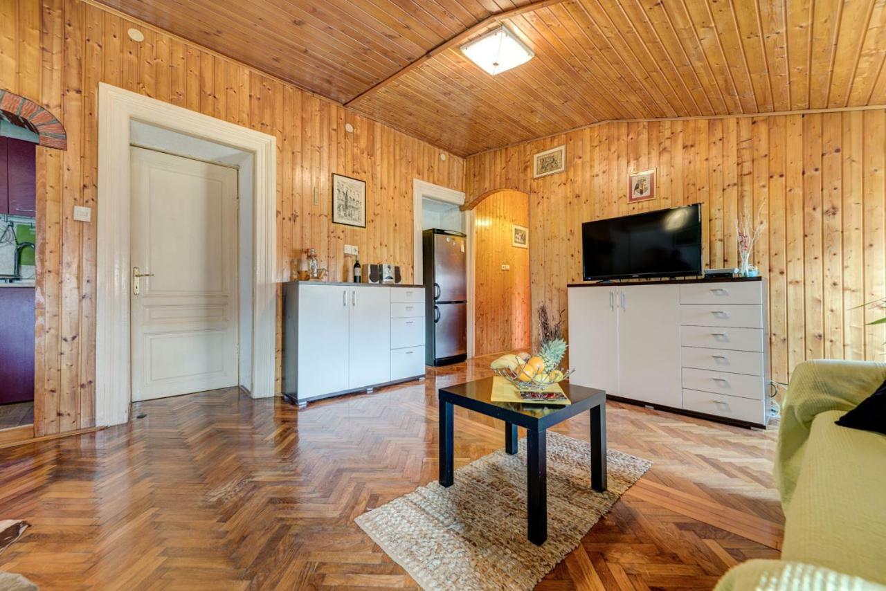 D&L Apartment In Center 普拉 外观 照片